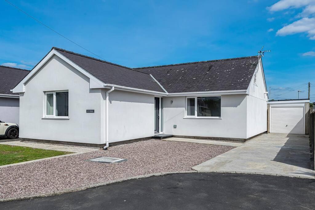 Family-Friendly Retreat Between Beach & Mountains Tremadog Exterior foto